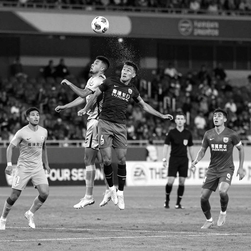 Liga MX khoác áo hồng suốt 20 năm: Khi bóng đá Mexico làm từ thiện bằng hạ tầng, không bằng biểu ngữ