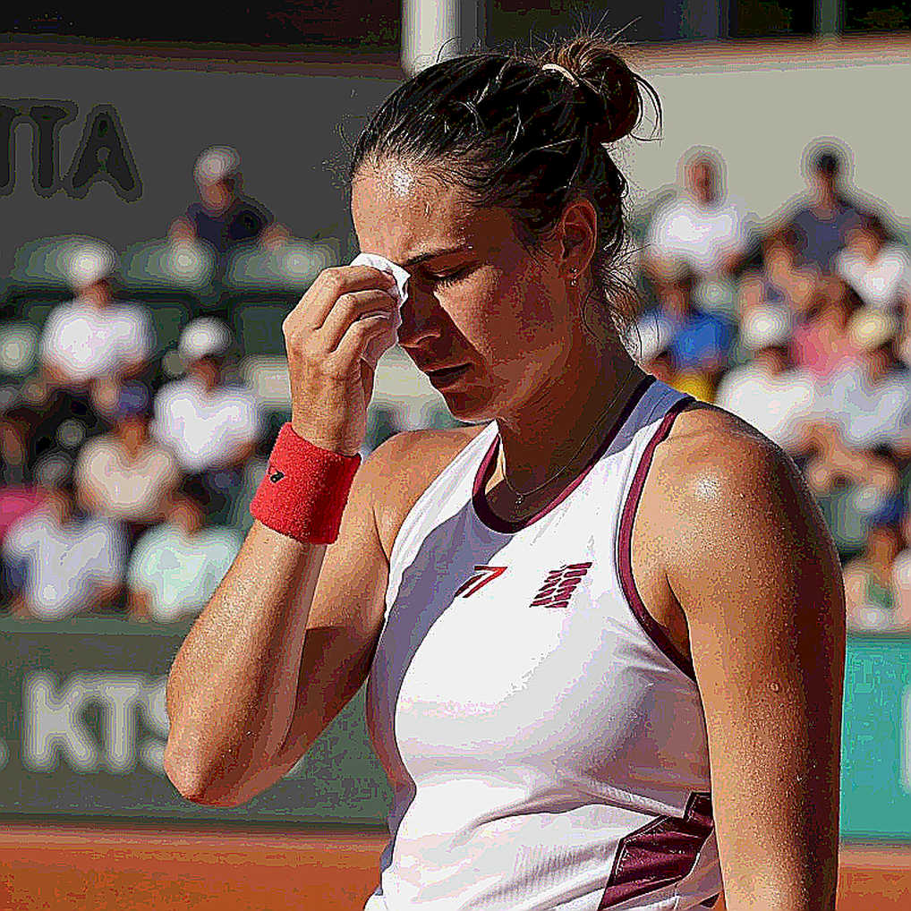 Popov Stays Silent After the Loss to Công an TP.HCM: The Price of a Word About the Referee