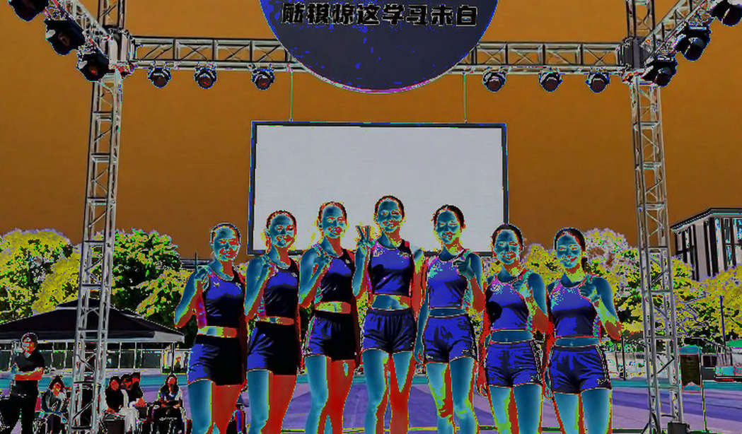 Giữa vịnh Hạ Long, một 'marathon' không có cự ly 42,195 km