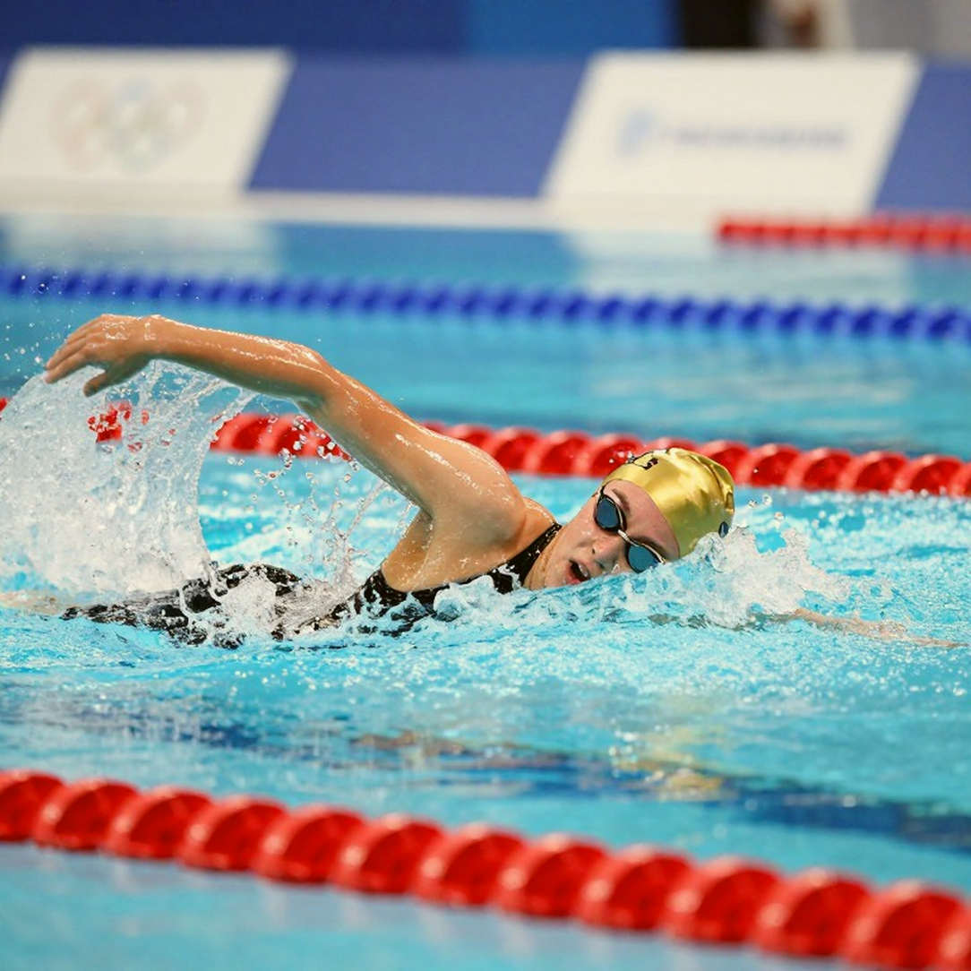 Gretchen Walsh bơi 53.04 giây tại 100m bướm SCM: Kỷ lục U.S. Open và lần bơi nhanh thứ ba lịch sử