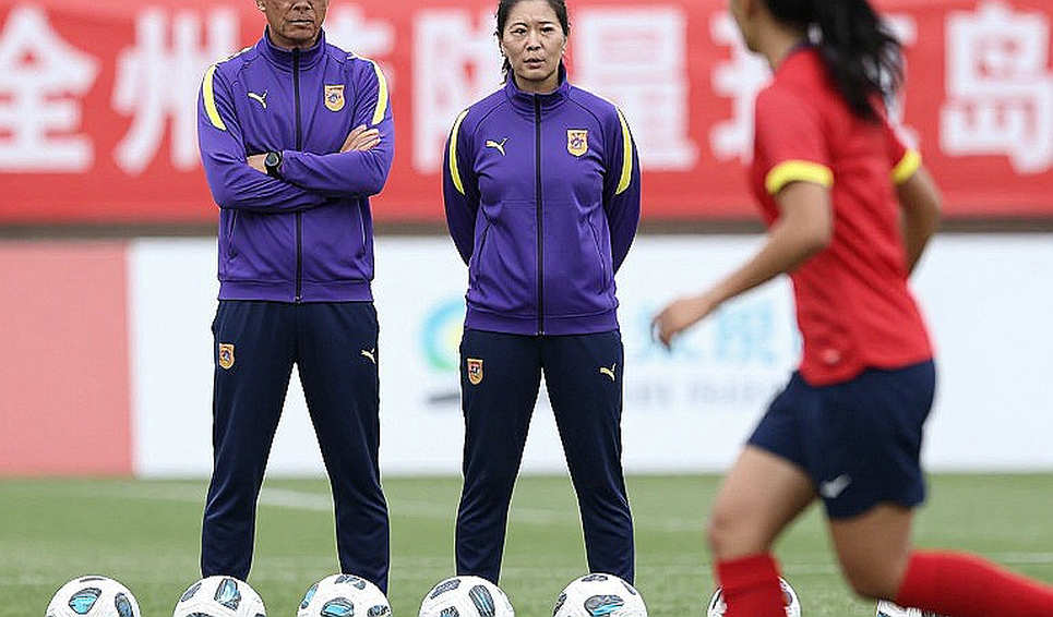 Asiad 20: Không có hợp đồng bản quyền, hai trận đấu của Việt Nam đứng trước nguy cơ bị chặn khỏi khán giả trong nước Asiad 20: Không có hợp đồng bản quyền, hai trận đấu của Việt Nam đứng trước nguy cơ bị chặn khỏi khán giả trong nước