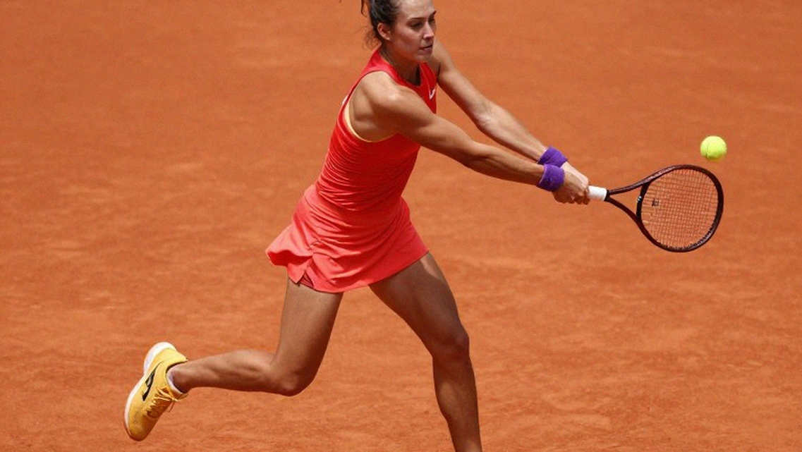 Quả bóng bay vào khán đài: Medvedev, China Open và vết nứt của một bản ngã