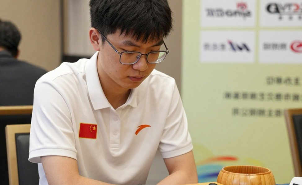 Gukesh ngồi bàn 4 ở Olympiad: Nước cờ đội hình và vùng mù của truyền thông Gukesh ngồi bàn 4 ở Olympiad: Nước cờ đội hình và vùng mù của truyền thông