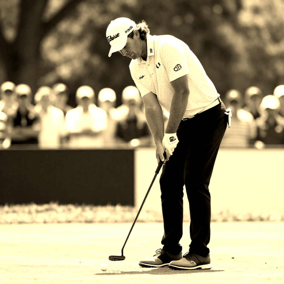 Gió Thổi Bóng Trước Cú Chip: Phi Lý Hay Chân Lý Trong Luật Golf?