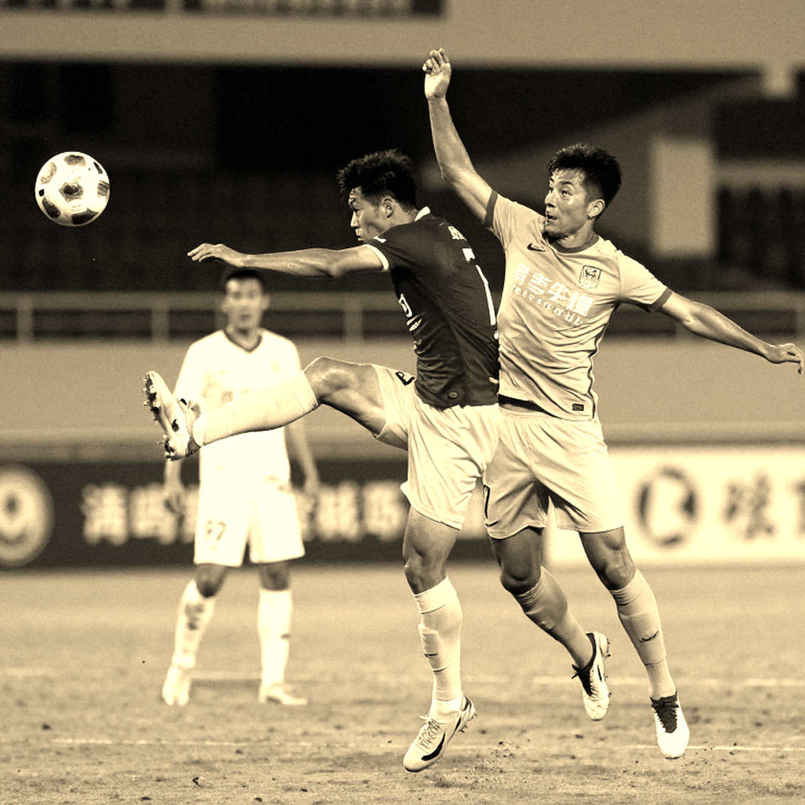 Mắt Trọng Tài: VAR, Luật Và Bài Toán Công Bằng Chưa Có Lời Giải Ở V.League 1