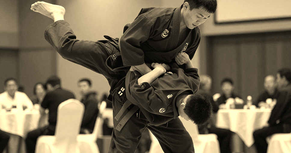 Đinh Văn Tâm và Ou Jiaming: Đòn ném là biến số thật của trận chung kết sanda 56kg Đinh Văn Tâm và Ou Jiaming: Đòn ném là biến số thật của trận chung kết sanda 56kg