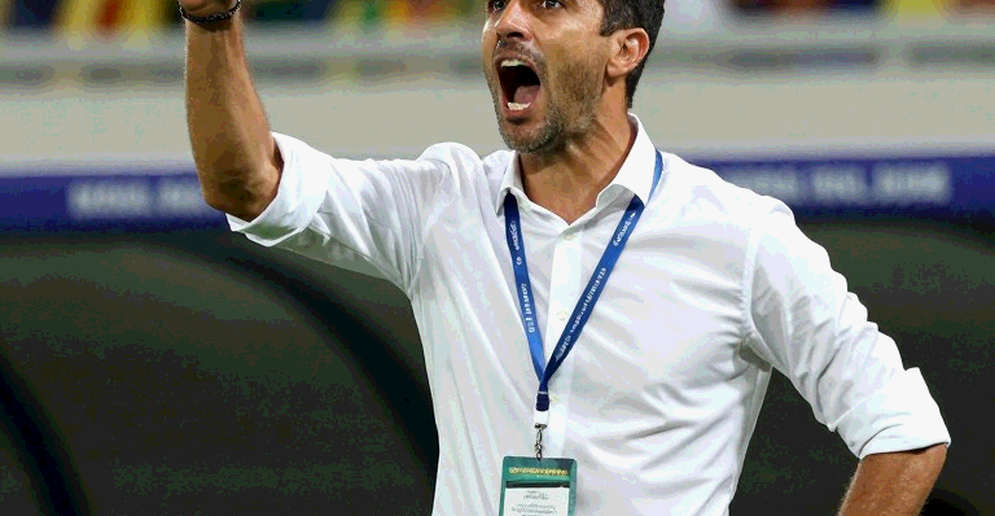Montella ở lại Thổ Nhĩ Kỳ: Canh bạc dài hạn và ba trận đấu có thể phá hủy nó