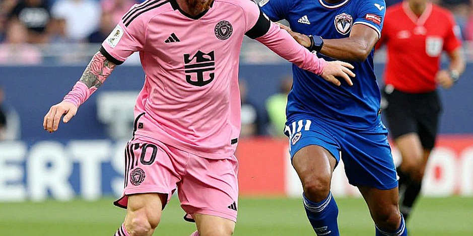 Hành trình 20 năm: Từ học viện bỏ hoang đến giấc mơ World Cup của bóng đá Việt Nam Hành trình 20 năm: Từ học viện bỏ hoang đến giấc mơ World Cup của bóng đá Việt Nam