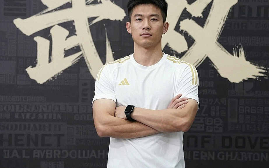 30,000 Burpee Broad Jumps, 155 Hours, and a World Record Nobody Verified 30,000 Burpee Broad Jumps, 155 Hours, and a World Record Nobody Verified