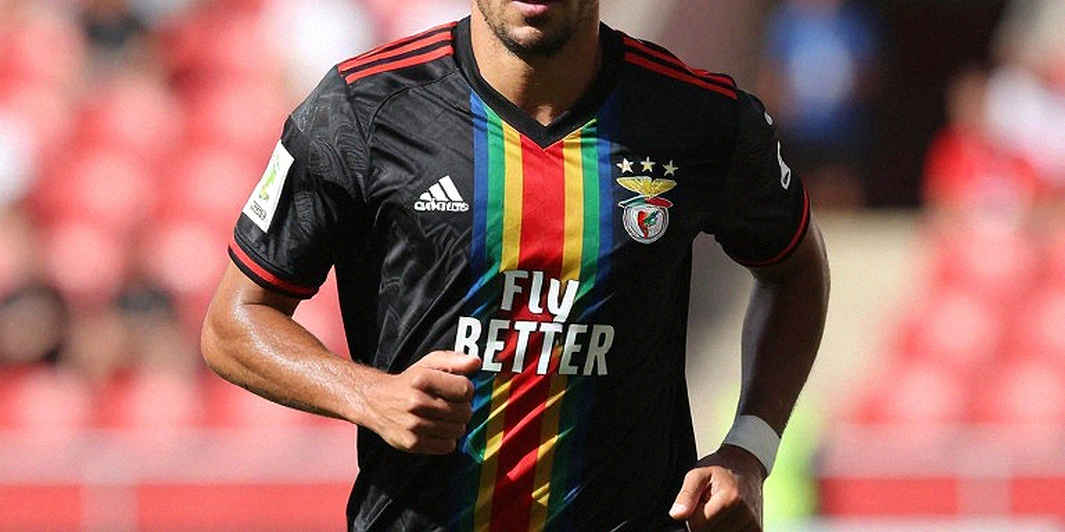 Arijon Ibrahimovic Leaves Bayern: A Debut Goal at Augsburg and the Coordination Gap at Säbener Straße Arijon Ibrahimovic Leaves Bayern: A Debut Goal at Augsburg and the Coordination Gap at Säbener Straße