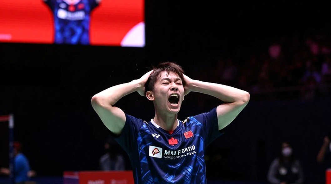 Chung kết Asian Games: Loh Kean Yew và Kunlavut Vitidsarn, trận đấu được định đoạt ở vùng đệm giữa sân