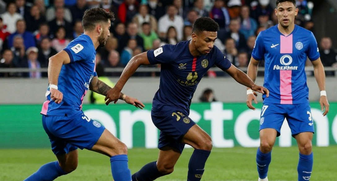 HAGL and the Pressing Puzzle: Why 12 Interceptions Could Not Save a Tactical System HAGL and the Pressing Puzzle: Why 12 Interceptions Could Not Save a Tactical System