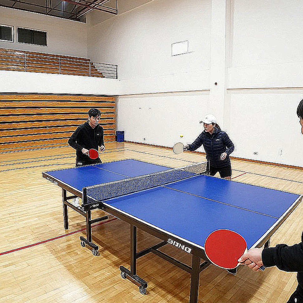 SBCL Premier Division: eBaTT's Youth Squad and the Import Structure of British Club Table Tennis SBCL Premier Division: eBaTT's Youth Squad and the Import Structure of British Club Table Tennis